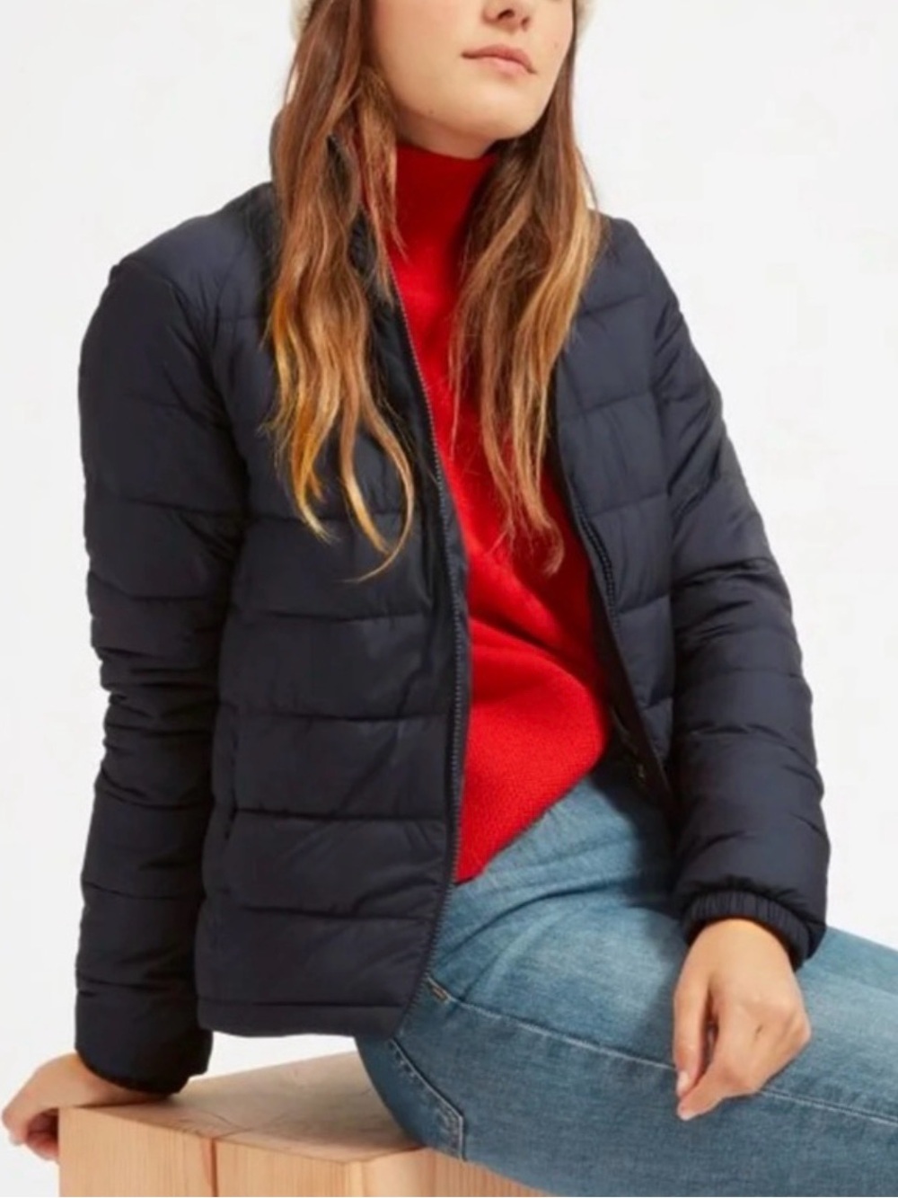 Everlane The Lightweight Puffer Jacket in Navy